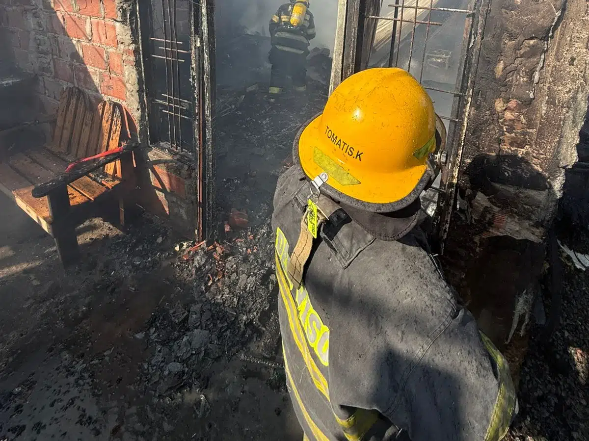 Incendio casa El Rocío