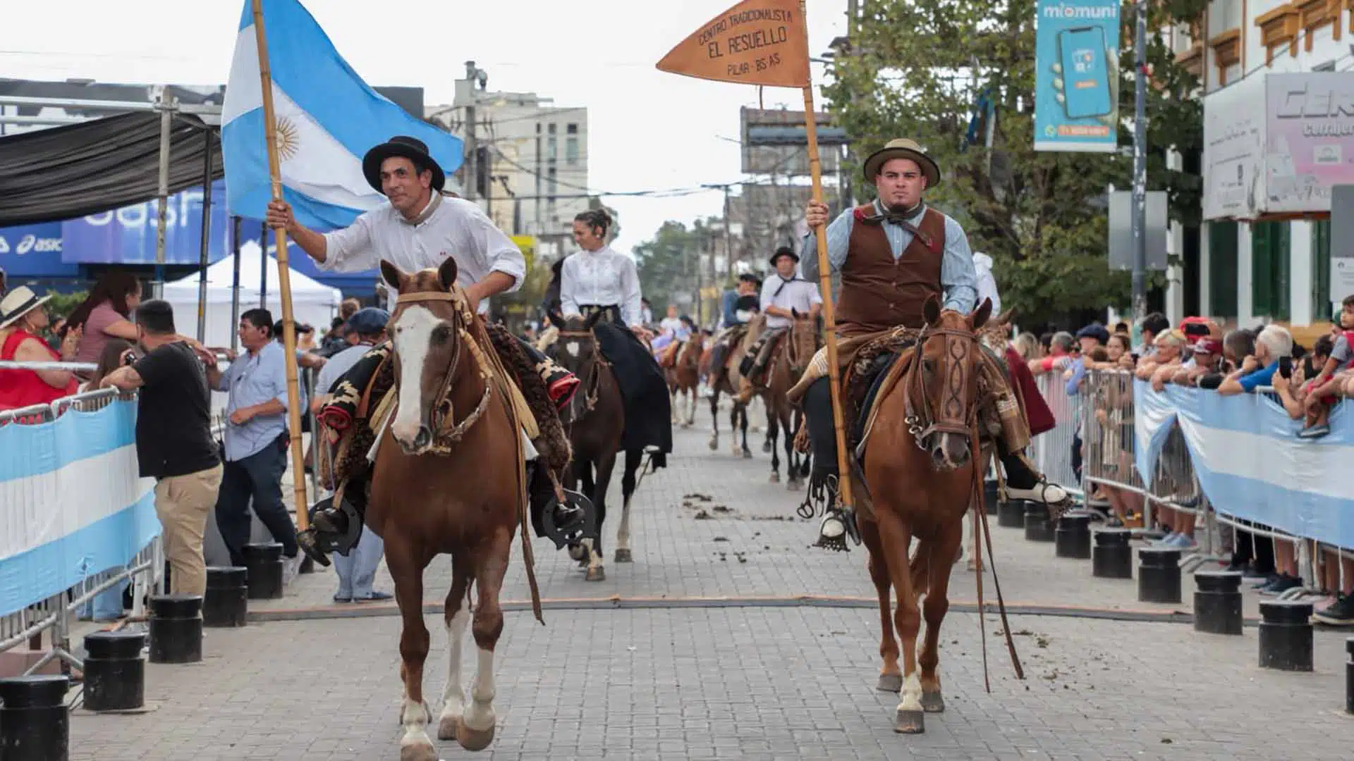 Desfile Tratado del Pilar