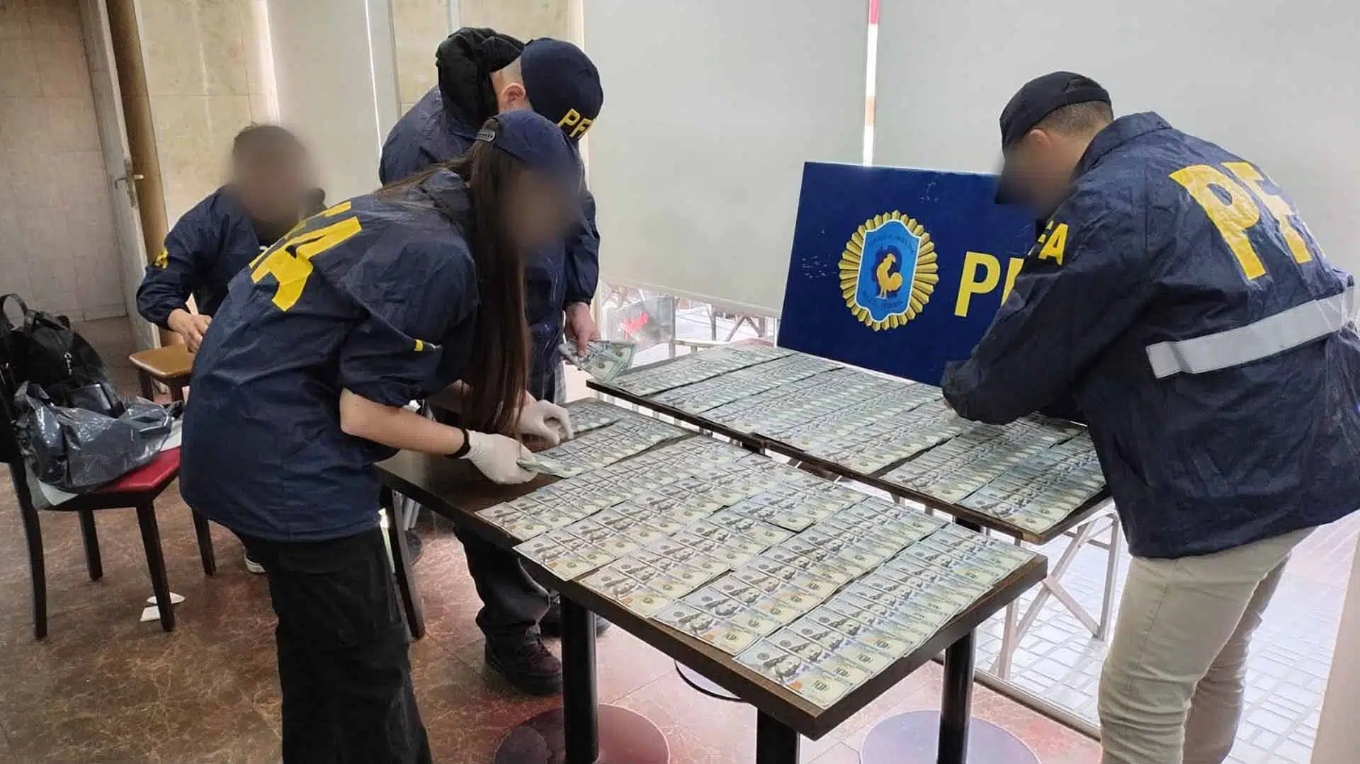 Dólares falsos Paraguay