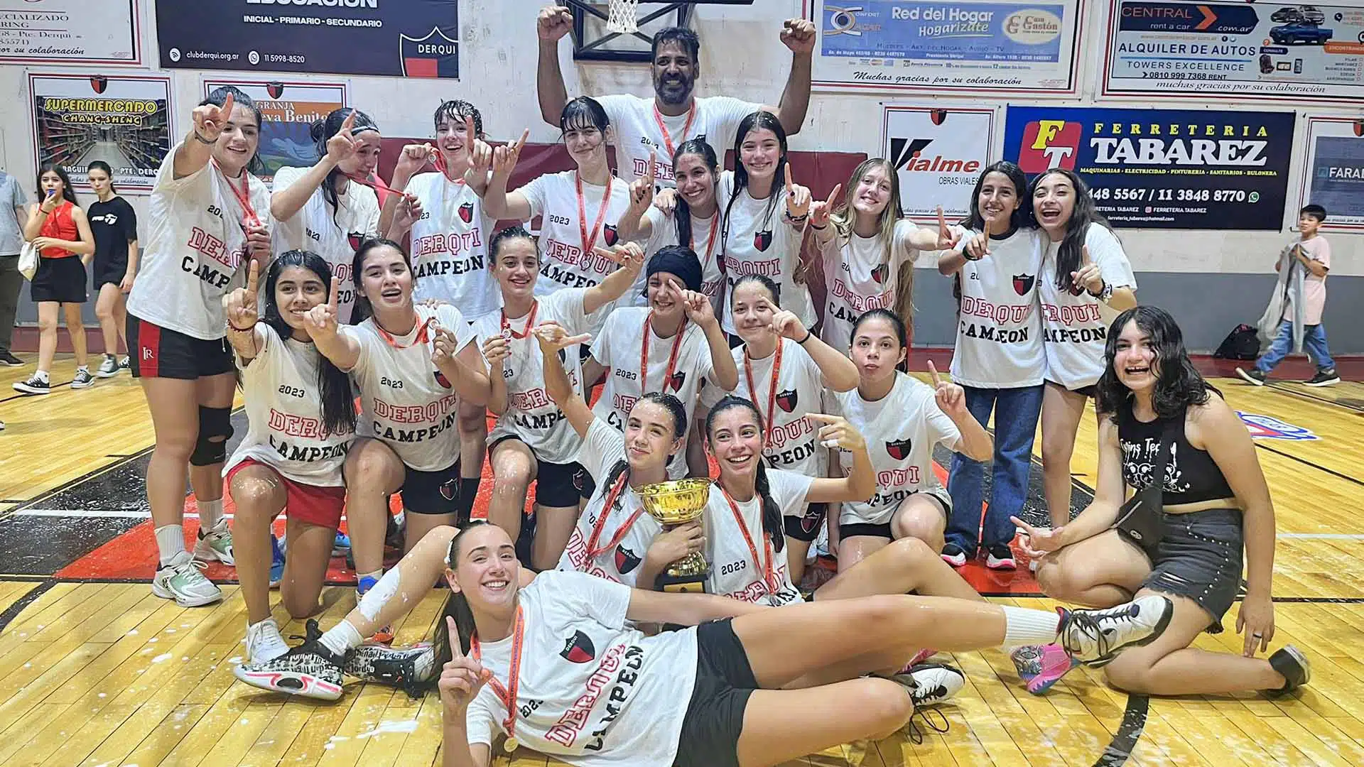 Básquet femenino Derqui